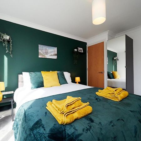 Emerald Suite - Two Story Duplex Apartment - Balcony - Contractors - Family - City Centre - Broadway Plaza - Five Ways - Sleeps 6 برمنغهام المظهر الخارجي الصورة