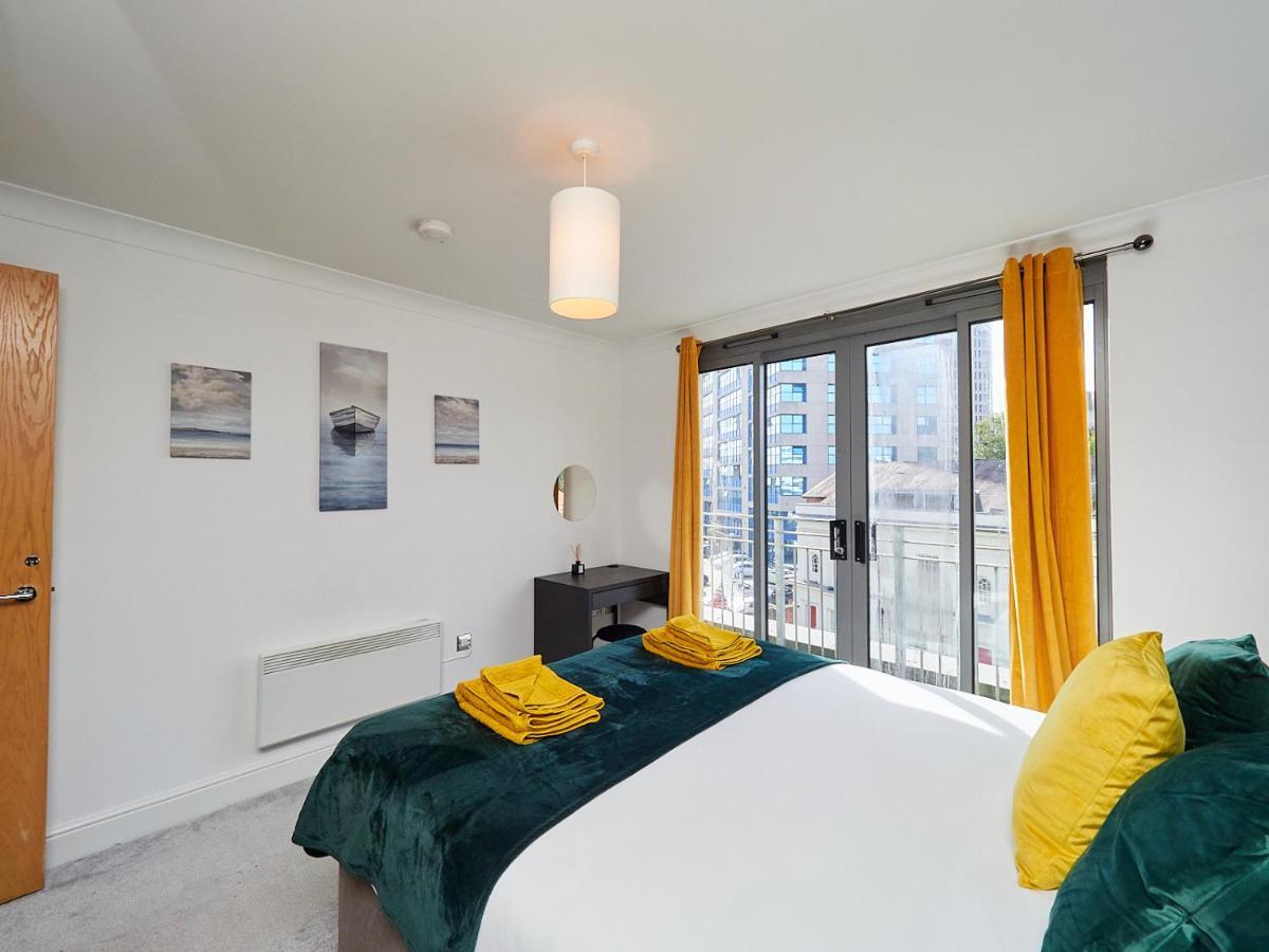 Emerald Suite - Two Story Duplex Apartment - Balcony - Contractors - Family - City Centre - Broadway Plaza - Five Ways - Sleeps 6 برمنغهام المظهر الخارجي الصورة